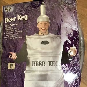 Adult Beer Keg Halloween Costume
